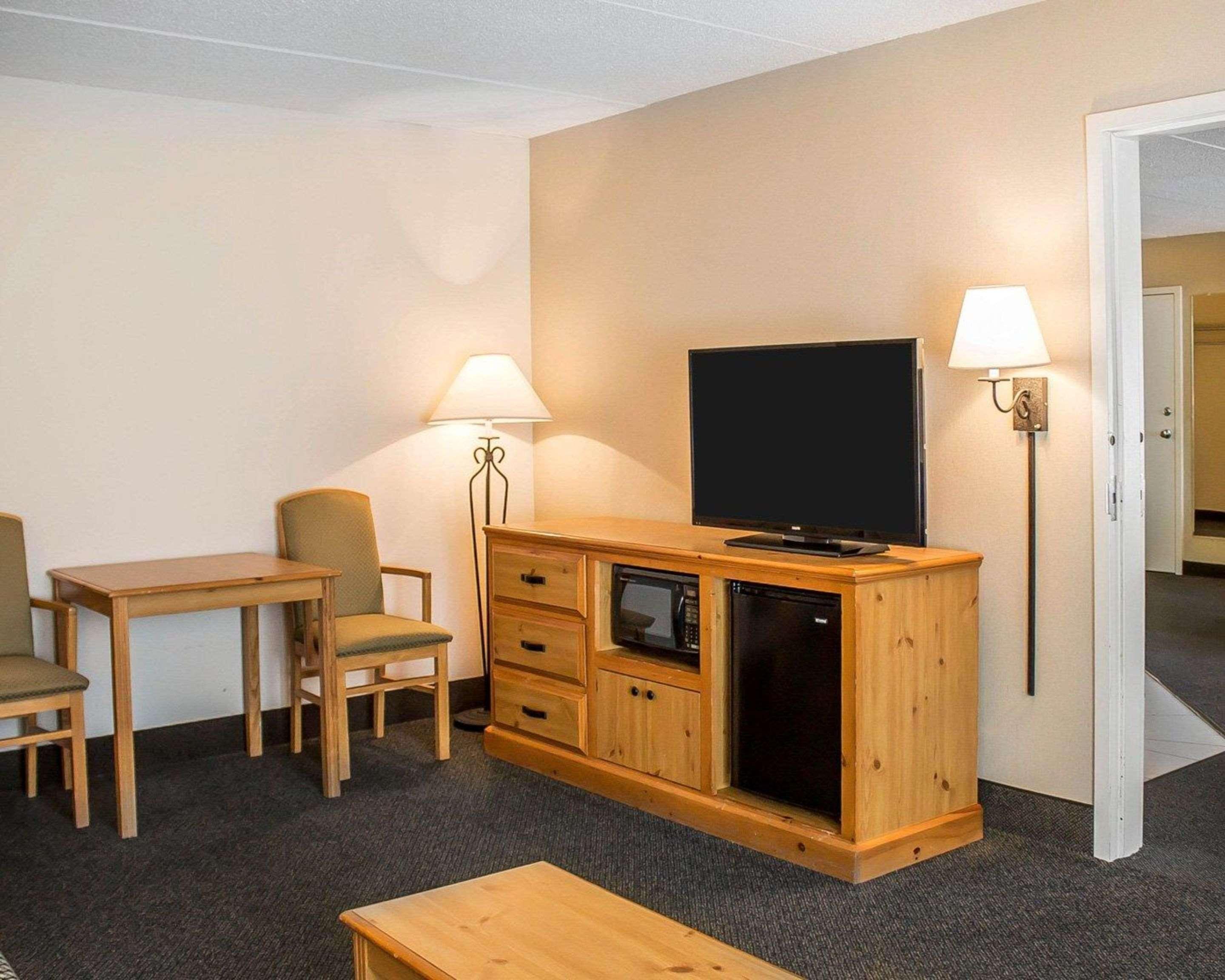 Quality Inn Rhinelander Exteriör bild